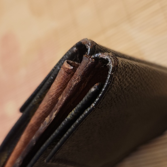 Louis Vuitton Vintage 1990 Monogram Wallet, Brown, Unisex - Picture 13 of 17